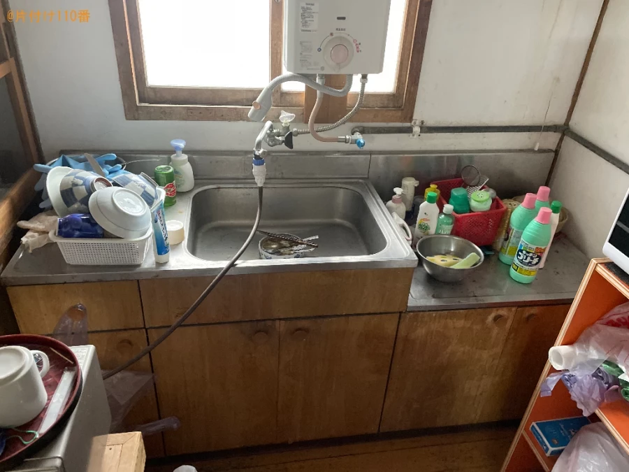 【神埼市千代田町】トイレ・キッチンクリーニング、床の簡易清掃