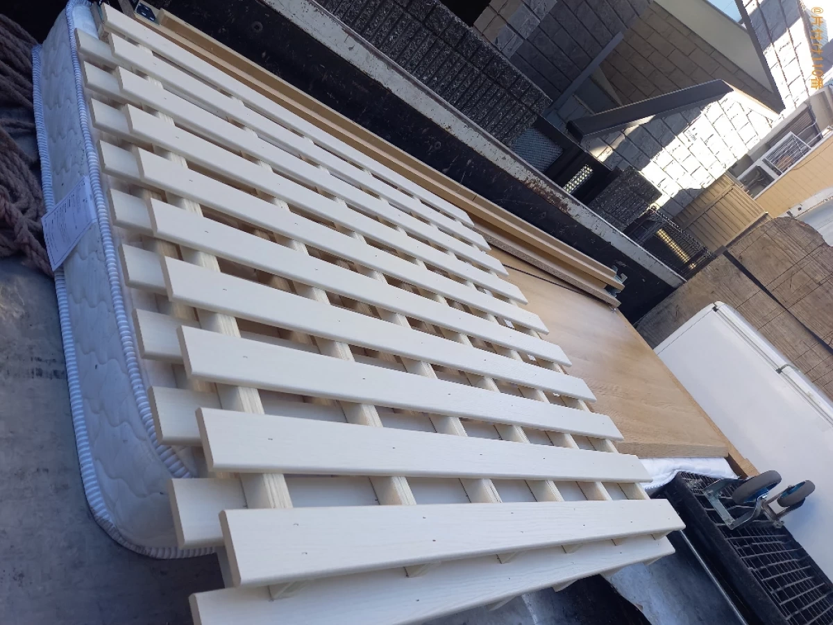 【中野区】マットレス付きシングルベッドの回収・処分ご依頼