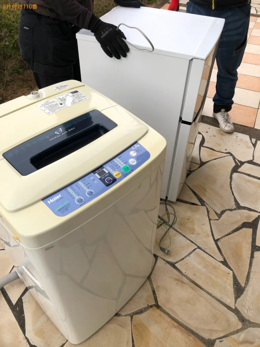 【下関市清末中町】冷蔵庫、洗濯機、布団、ソファーベッド等の回収