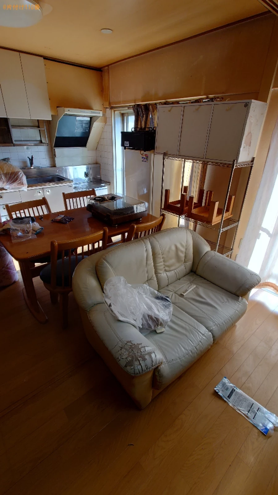 【奈良市鳥見町】洗濯機、四人用ダイニングテーブル、仏壇等の回収