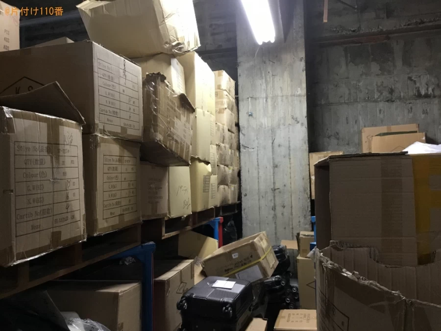 【尼崎市道意町】什器、ハンガー、カバン、アクセサリー等の回収