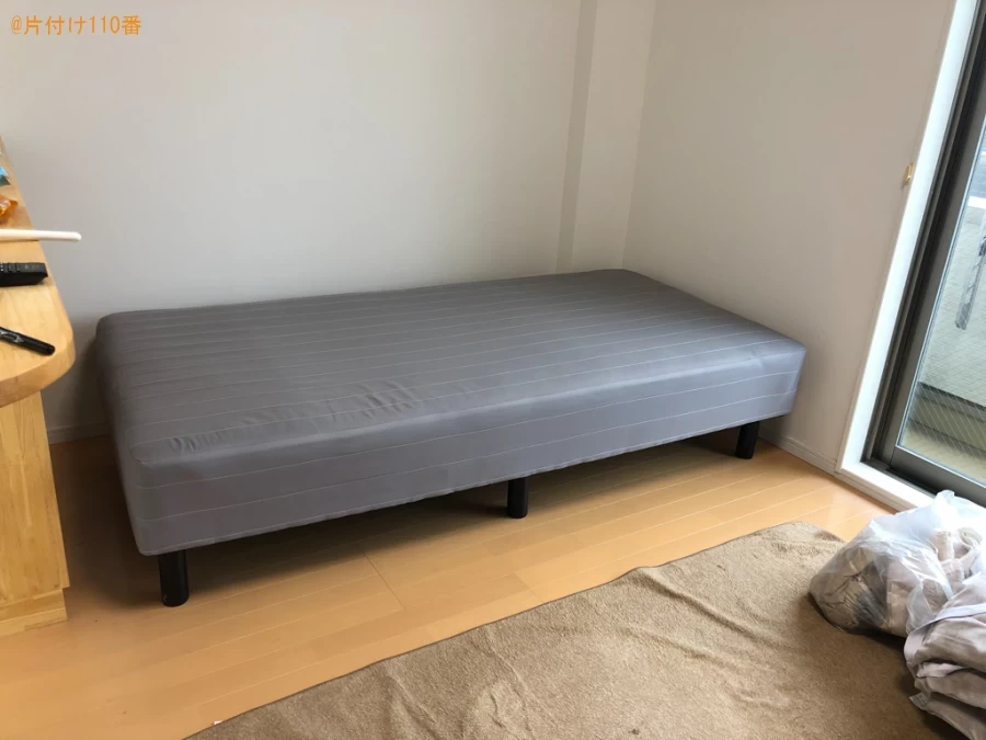 【倉敷市】マットレス付きシングルベッド、座椅子、扇風機等の回収