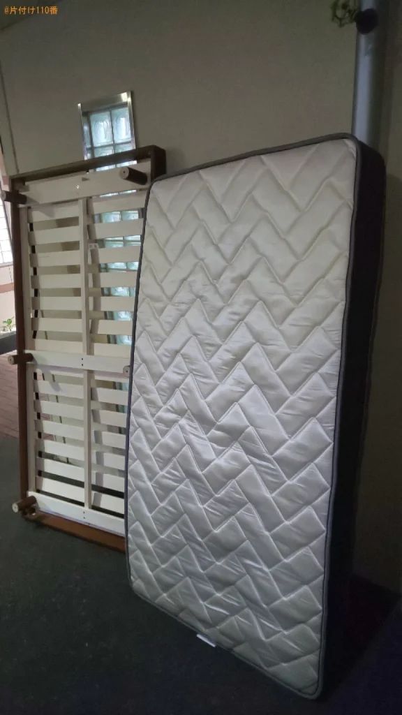 【奈良市林小路町】マットレス付きシングルベッドの回収・処分ご依頼