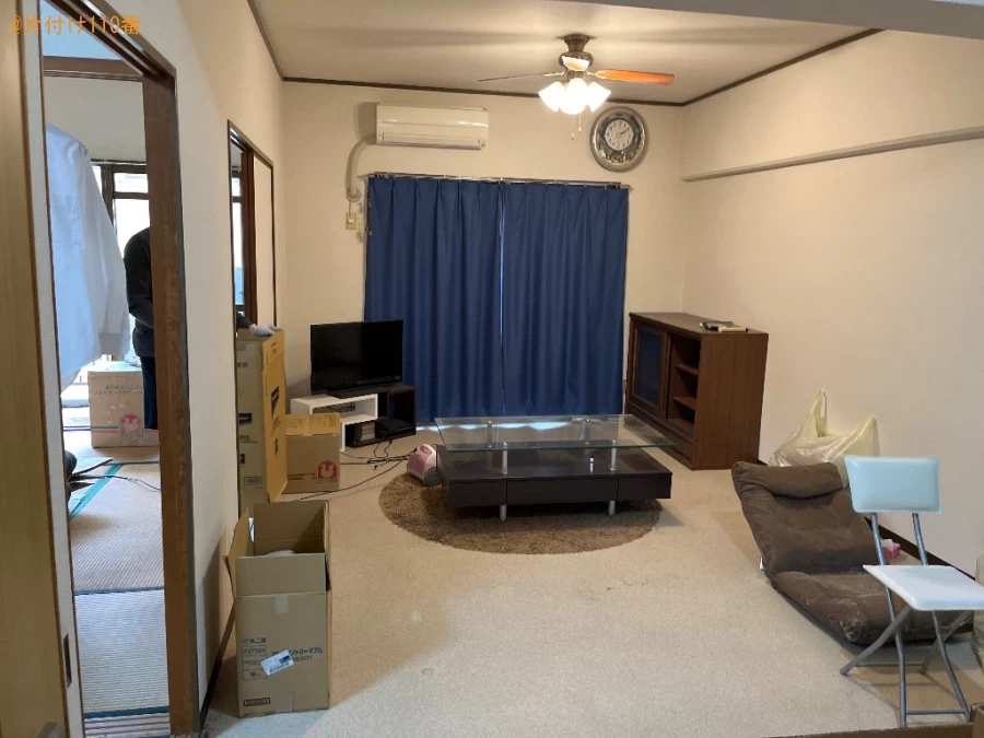 【大見八万市】マットレス付きダブルベッド、冷蔵庫、机等の回収