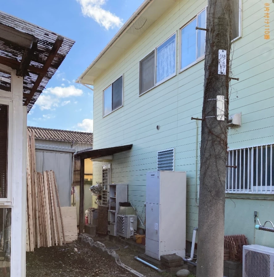 【大分市大路仲町】コンクリートブロックの回収と木の伐採作業ご依頼