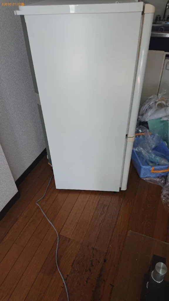 【交野市】シングルベッド、冷蔵庫、洗濯機、カラーボックス等の回収