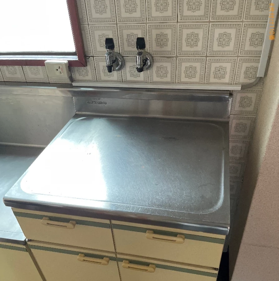 【京都市東山区】家庭用エアコン、PC、衣装ケース、椅子等の回収