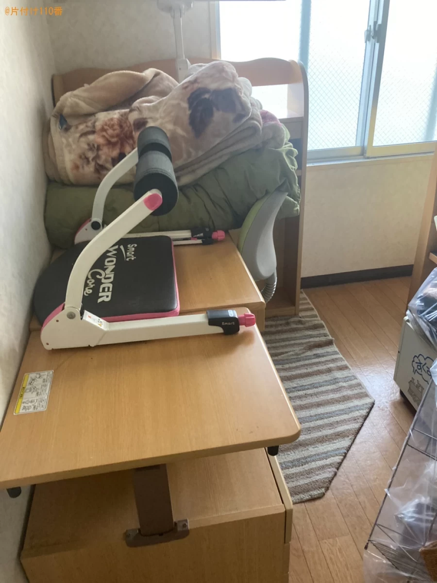 【下関市山の田本町】4人用ダイニングテーブル、ラック等の回収