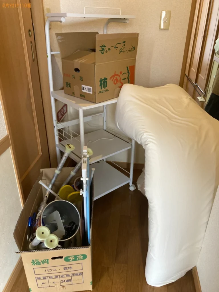 【名護市】ラック、段ボール、風呂の椅子、珪藻土マット等の回収