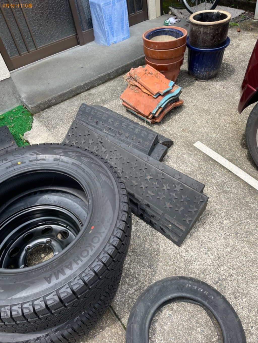 【静岡市葵区】自動車タイヤ、ホイール、コンクリートブロックの回収