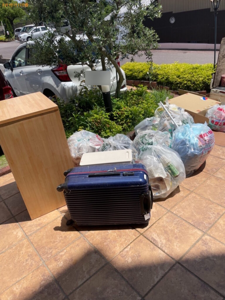 【岡崎市真伝町】カラーボックス、スーツケース、一般ごみ等の回収