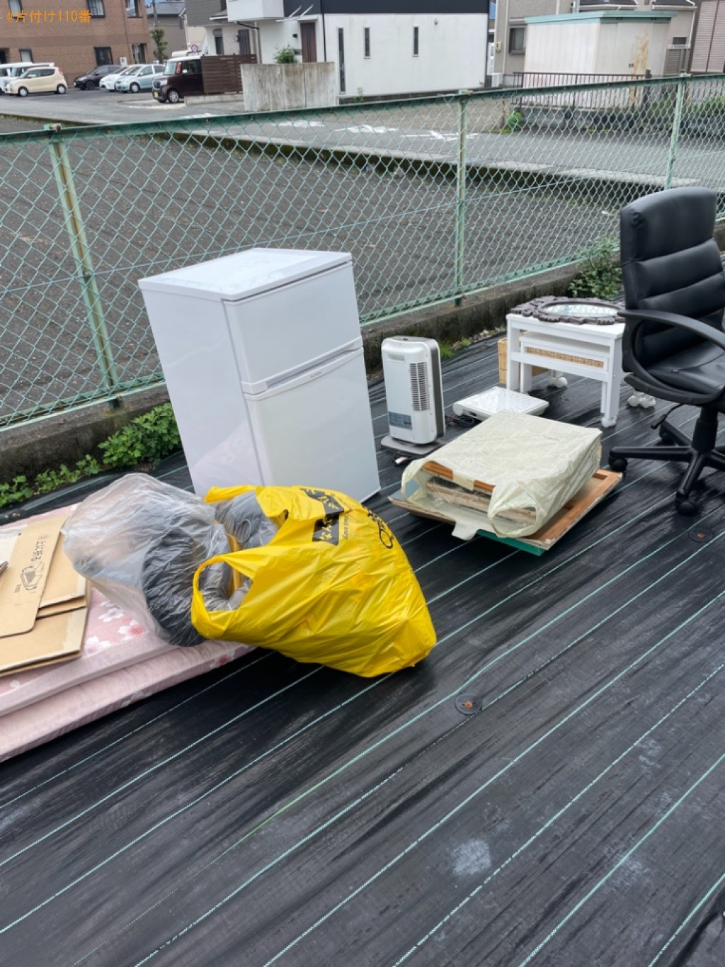 【静岡市葵区】冷蔵庫、椅子、IHコンロ、ヒーター、衣類等の回収