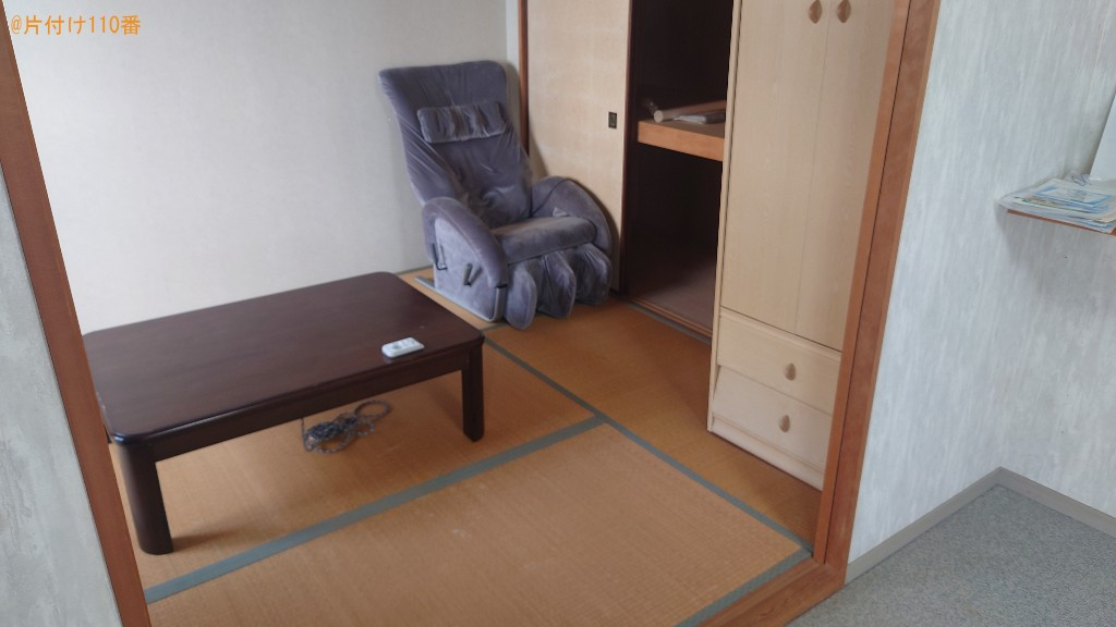【松山市宮田町】マッサージチェア、冷蔵庫、布団、こたつの回収
