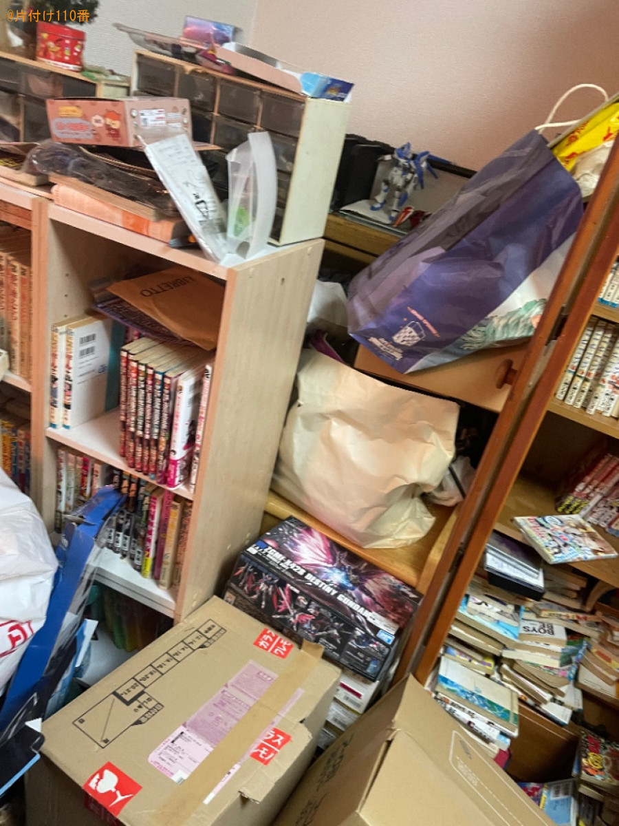 【安城市東栄町】カラーボックス、本、家財一式、一般ごみ等の回収