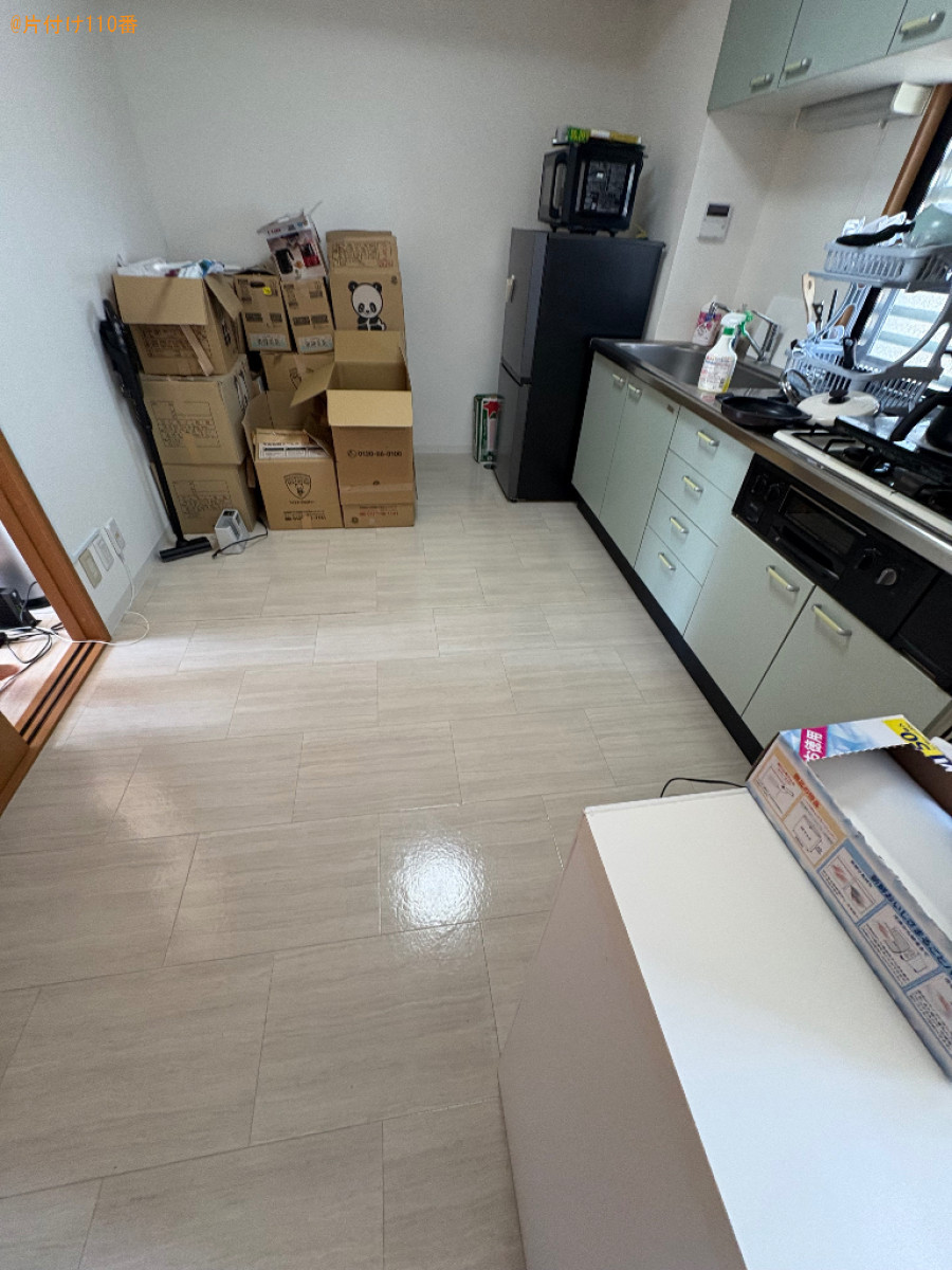 【青梅市河辺町】段ボール、一般ごみ等の回収とフローリング洗浄