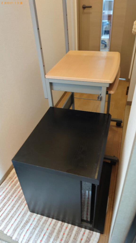 【松山市】PCデスク、テレビ台の回収・処分ご依頼　お客様の声