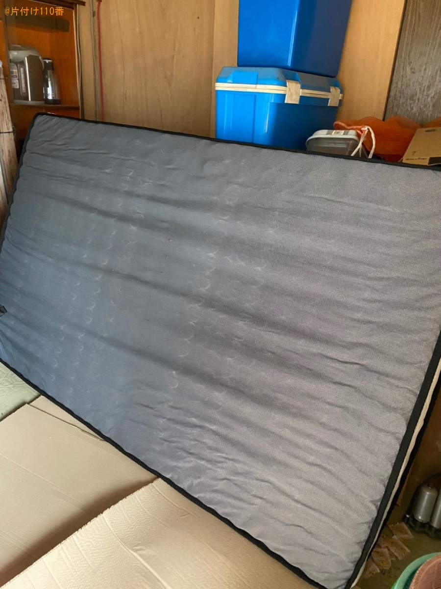 【八戸市】荷物（ダブルベッド、二人掛けソファー、棚等）の運搬作業