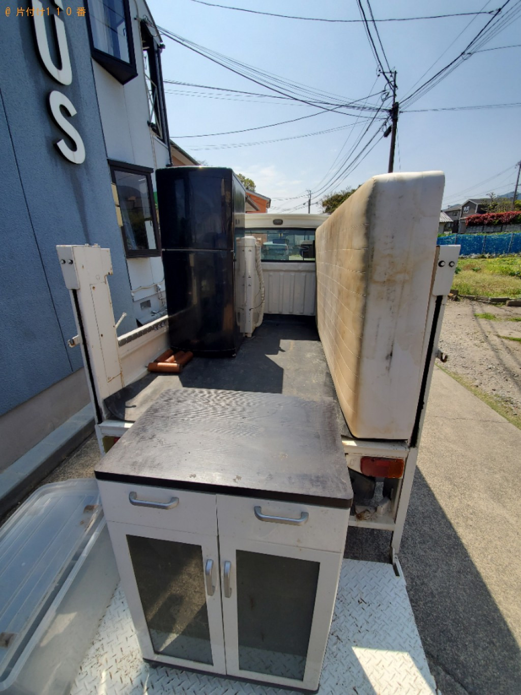 【別府市上人仲町】冷蔵庫、洗濯機、食器棚、衣装ケース等の回収