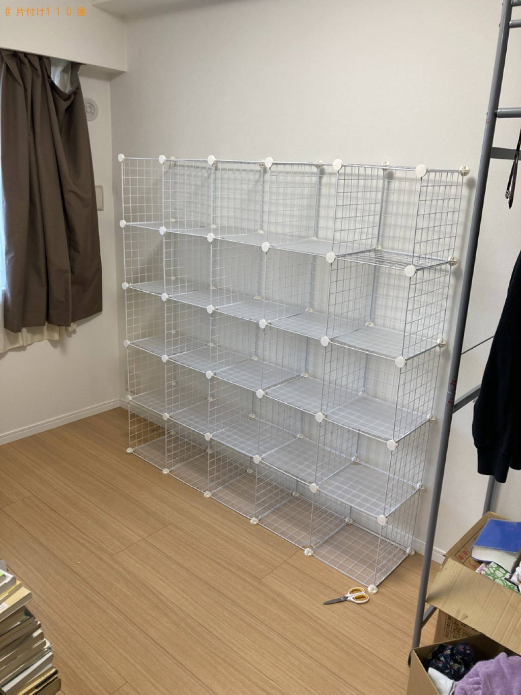 【大分市要町】本棚の修理と本棚とベッドの入れ替え作業ご依頼