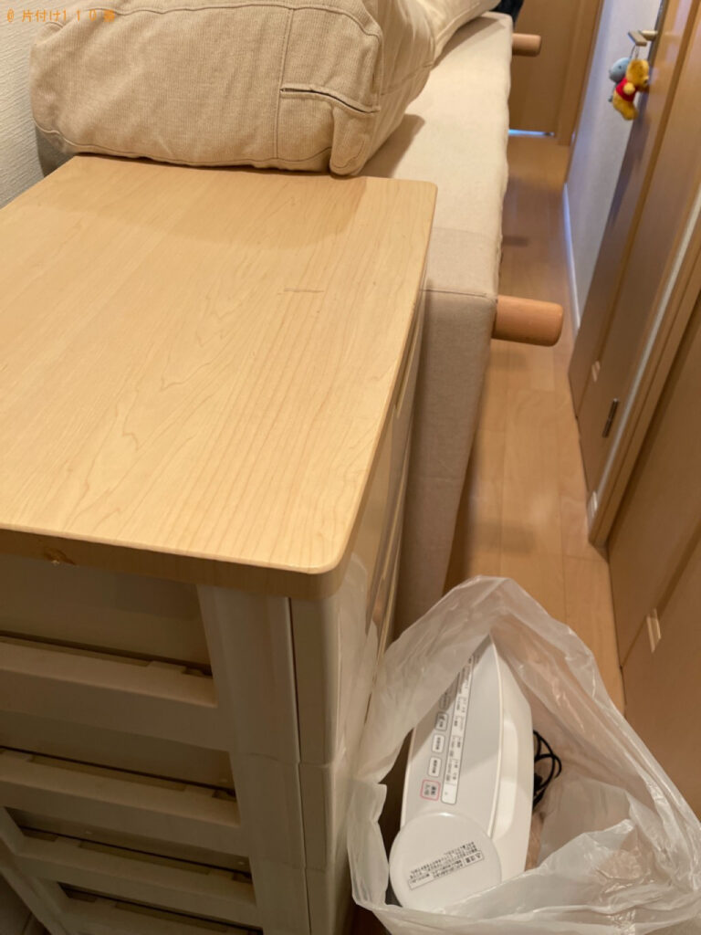 【倉敷市】三人掛けソファー、衣装ケース、加湿器、扇風機等の回収