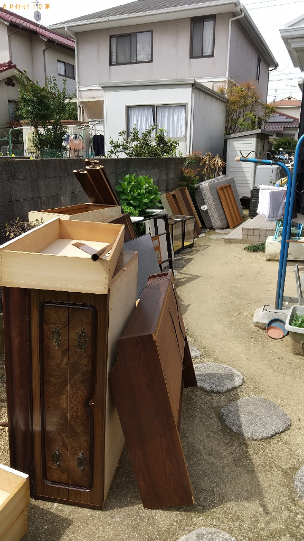 【笠岡市】マットレス付きシングルベッド、婚礼タンス、塗料等の回収