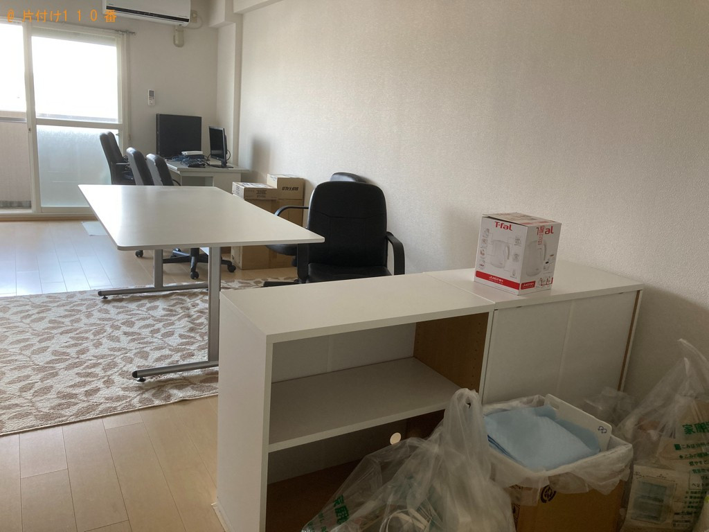 【一関市大手町】PC、PCモニタ、カーペット、衣装ケース等の回収