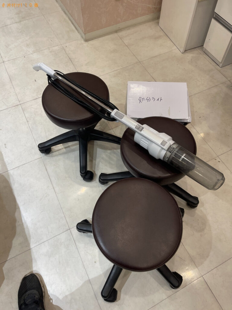【倉敷市】椅子、掃除機、フロアランプの回収・処分ご依頼