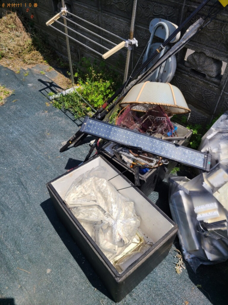 【新居浜市】椅子、物干しスタンド、ボックス、一般ごみ等の回収