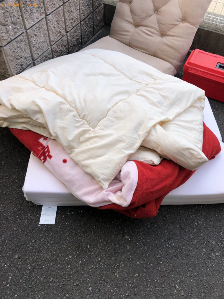 【伊予郡松前町】電子ピアノ、エアコン、座椅子、マットレス等の回収