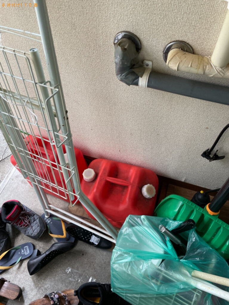 【弘前市南富田町】衣装ケース、椅子、ラック、プリンター等の回収