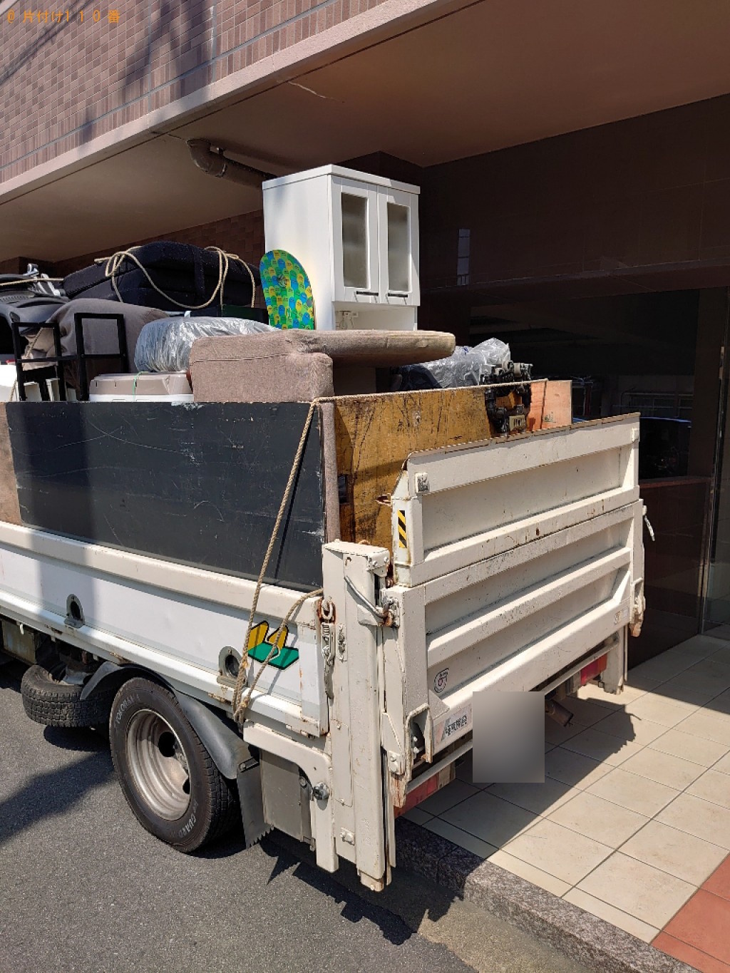 【松山市本町】洗濯機、一人掛けソファー、タンス、食器棚等の回収
