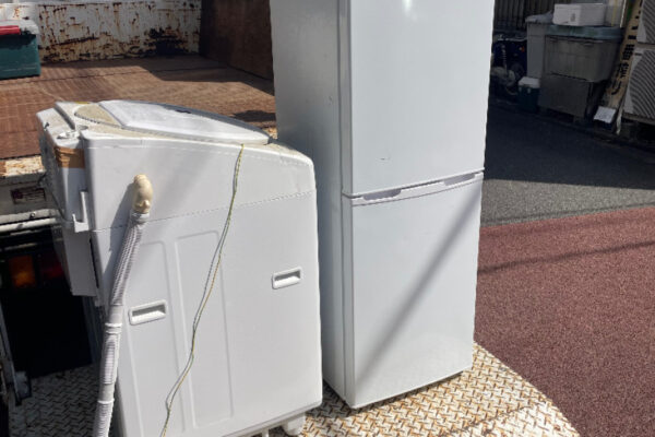 【静岡市葵区】冷蔵庫・洗濯機・マットレス・3人掛けソファーの回収
