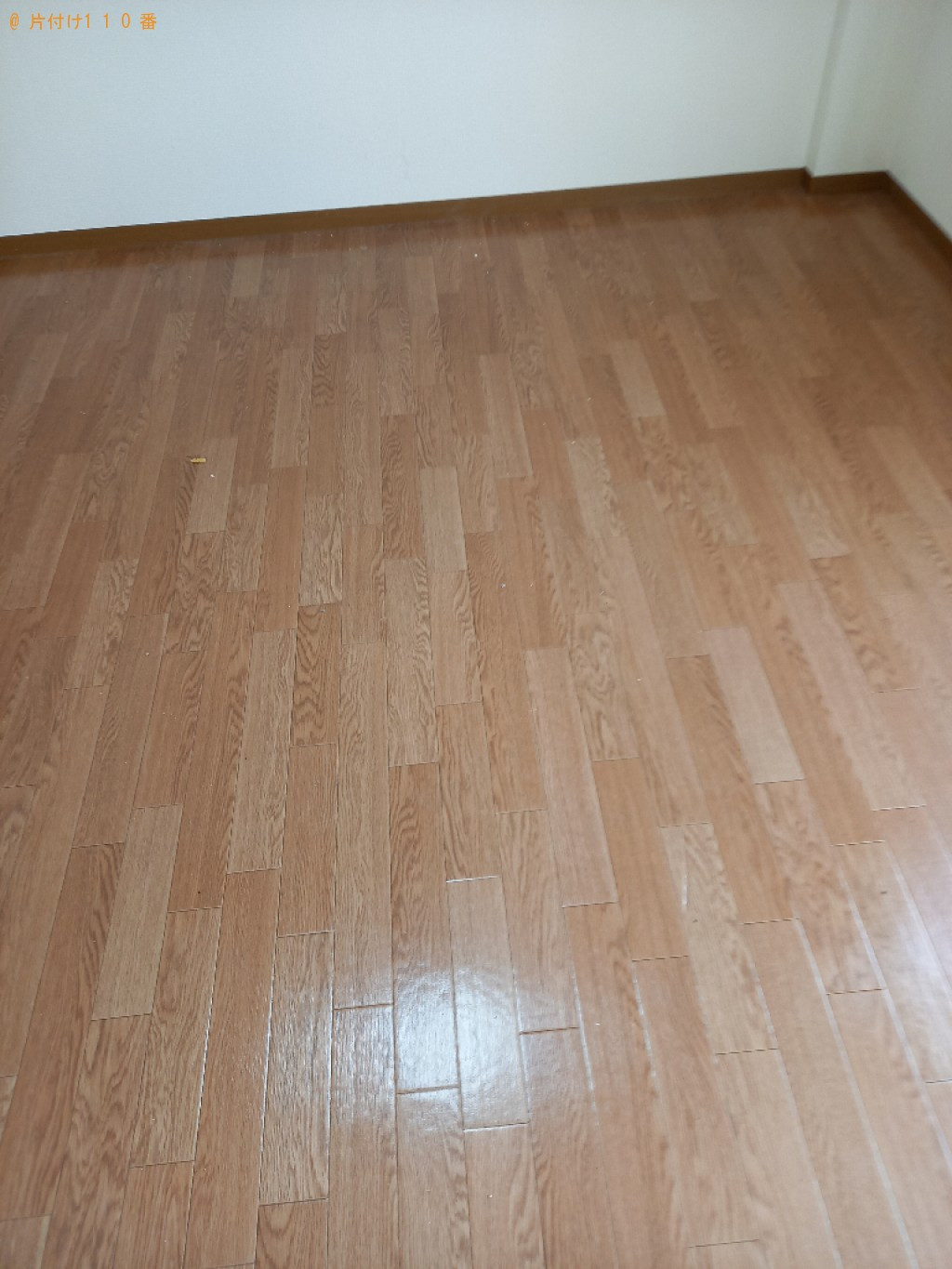 【高松市屋島西町】家庭用エアコン、セミダブルベッド等の回収・処分