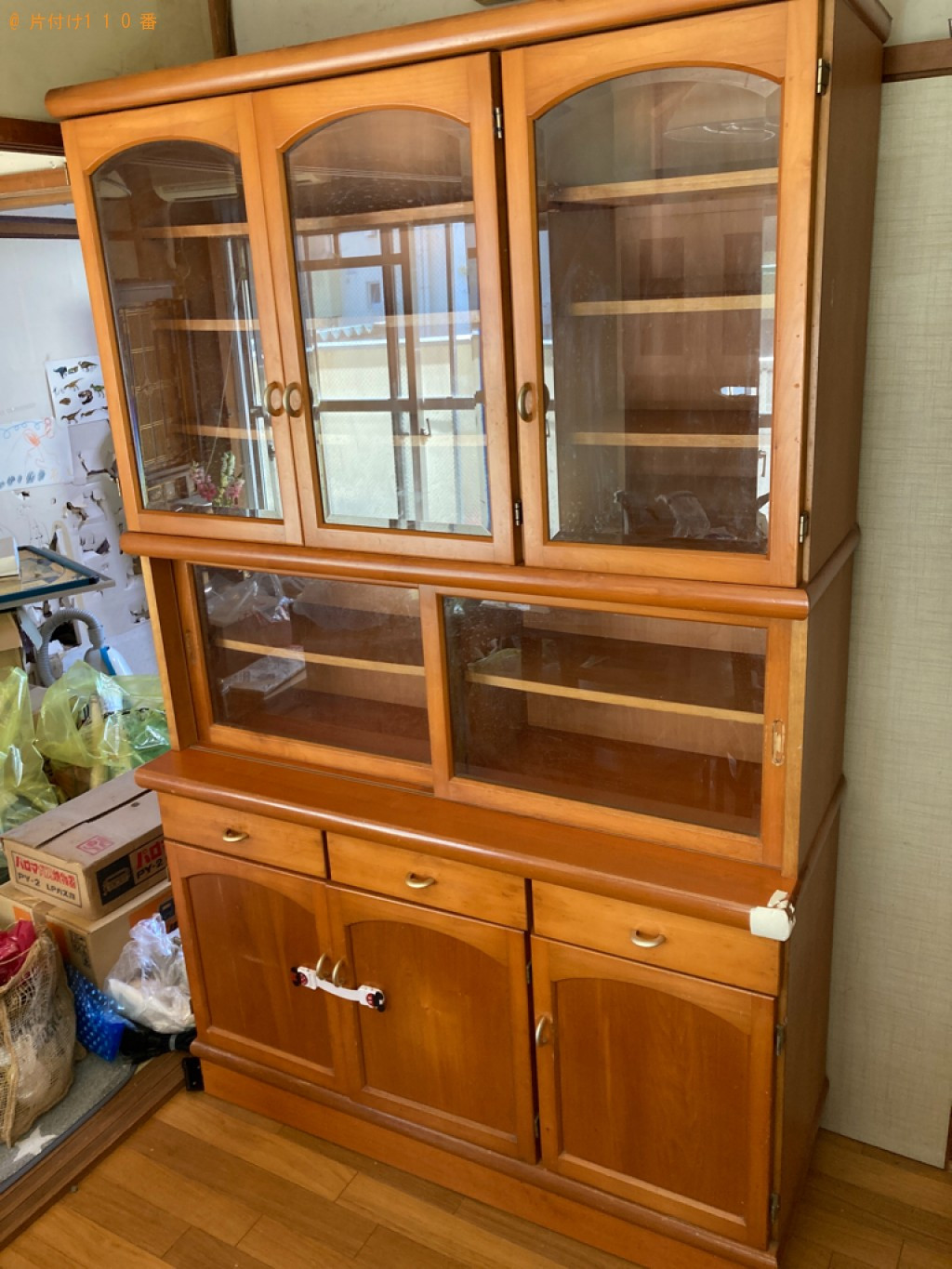 【指宿市】タンス、冷蔵庫、食器棚、下駄箱、本棚等の回収・処分