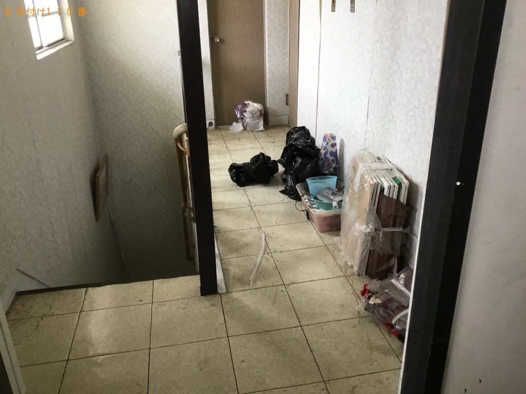 【西宮市上田東町】婚礼タンス、布団、洋服掛け等の回収・処分ご依頼