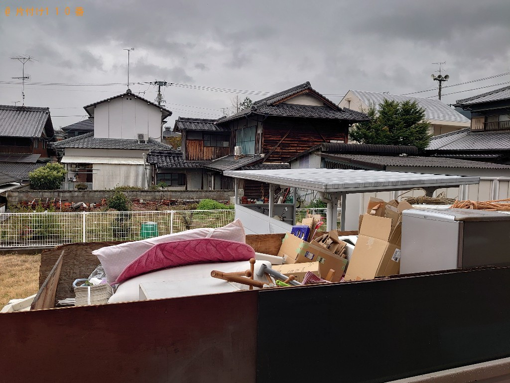 【西条市小松町】冷蔵庫、新聞、布団、段ボール、、炊飯器等の回収